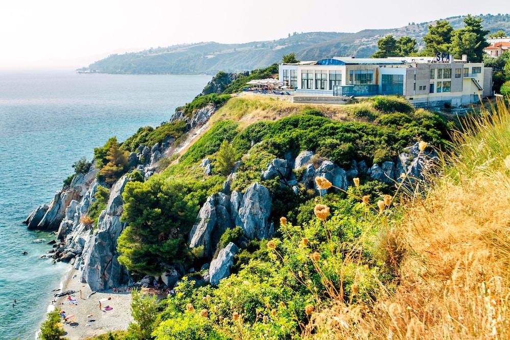 Xenios Loutra Village Beach Hotel Agia Paraskevi  Bagian luar foto