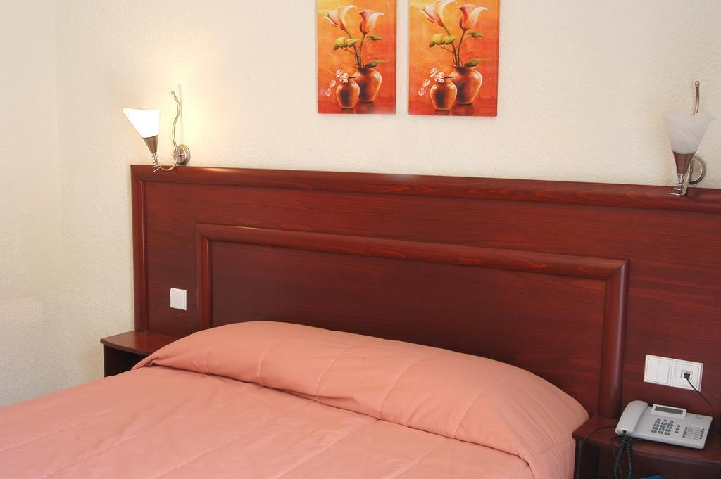 Xenios Loutra Village Beach Hotel Agia Paraskevi  Bagian luar foto